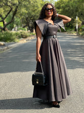 Load image into Gallery viewer, Black Dress
